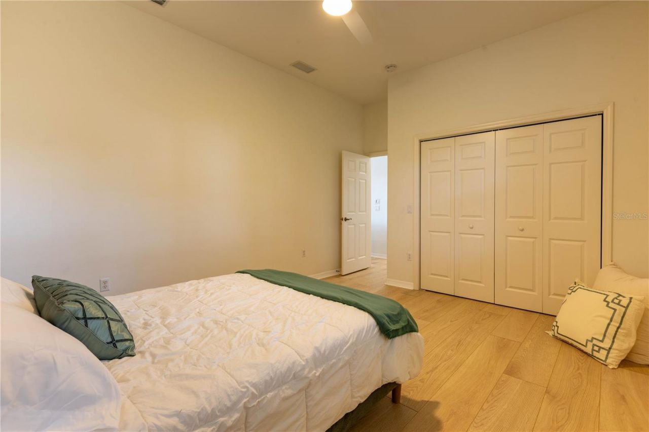 442 Tremingham Way, Venice, FL 34293 Photo