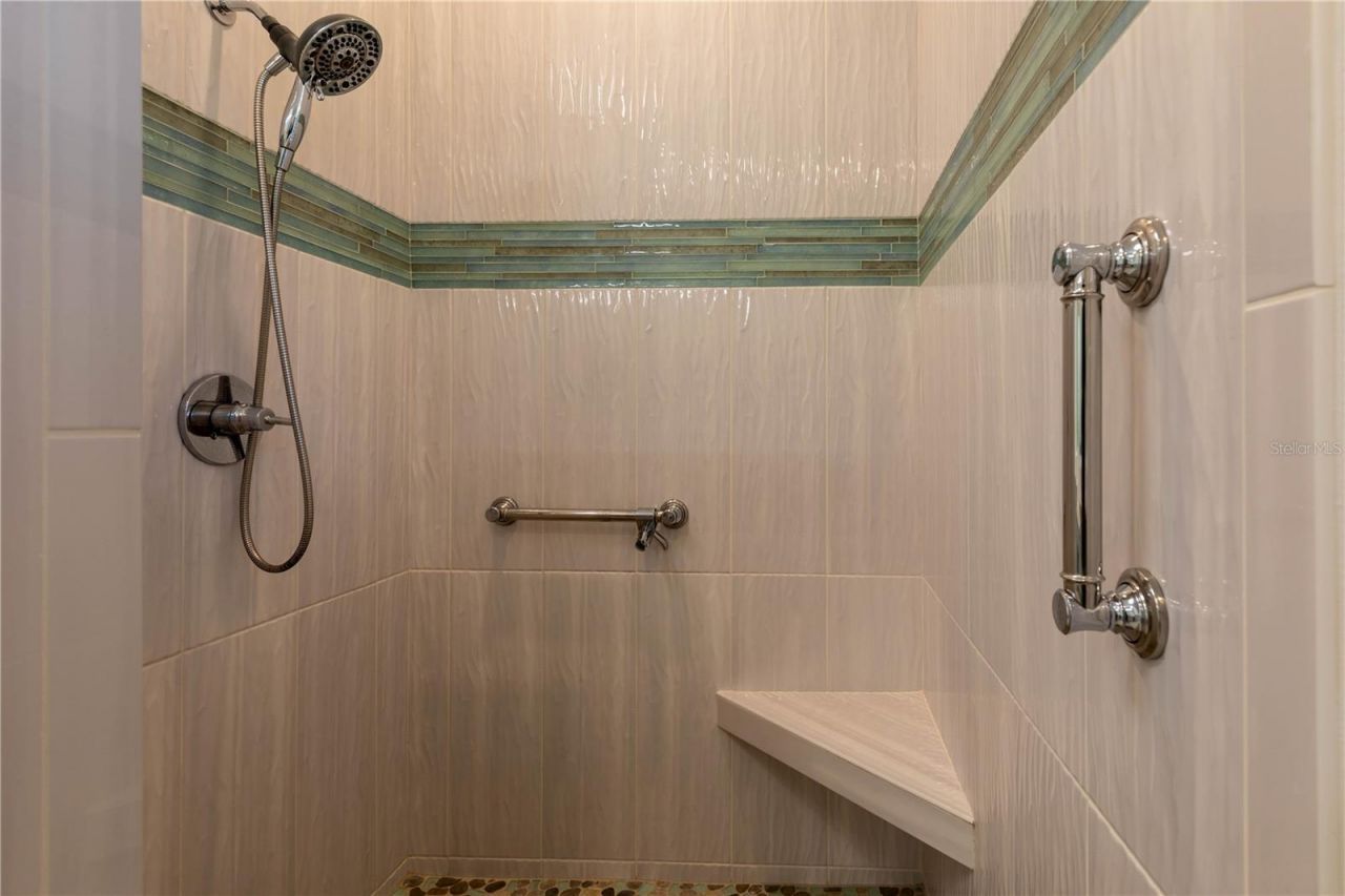 442 Tremingham Way, Venice, FL 34293 Photo