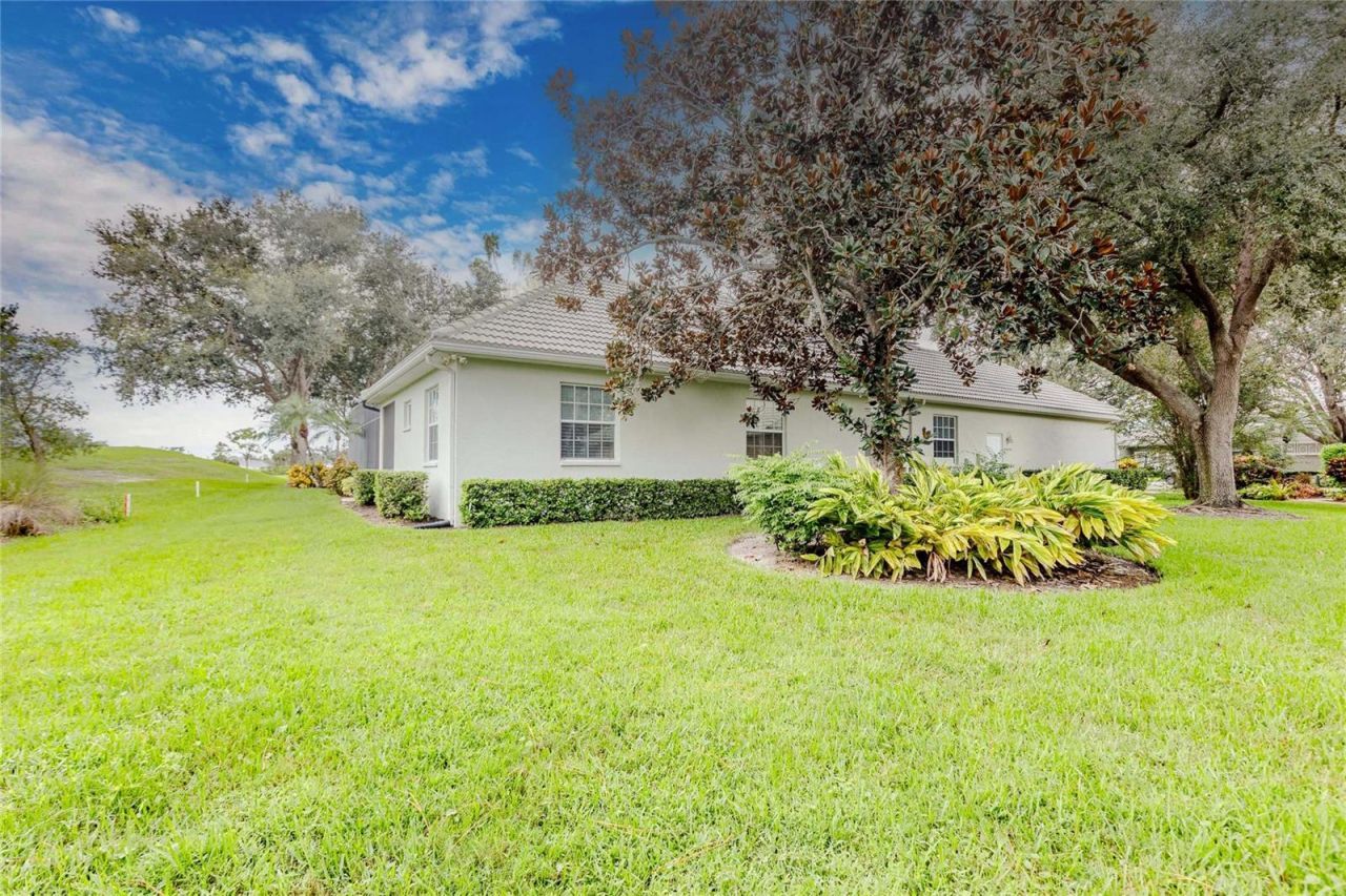 442 Tremingham Way, Venice, FL 34293 Photo