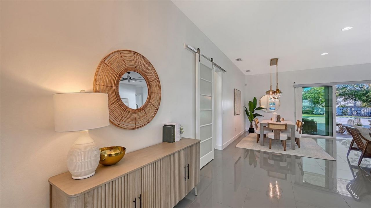 2215 Datura Street, Sarasota, FL 34239 Photo