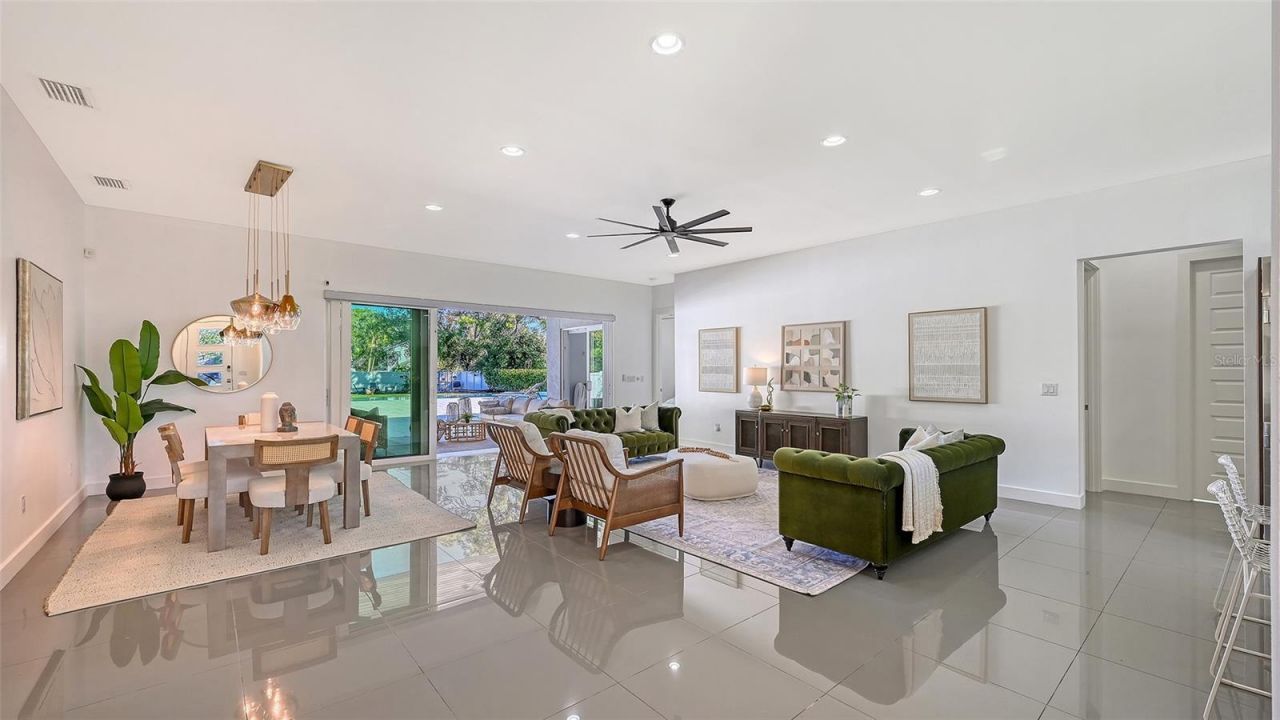 2215 Datura Street, Sarasota, FL 34239 Photo