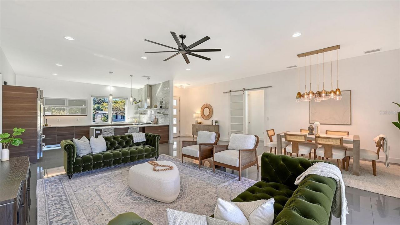 2215 Datura Street, Sarasota, FL 34239 Photo