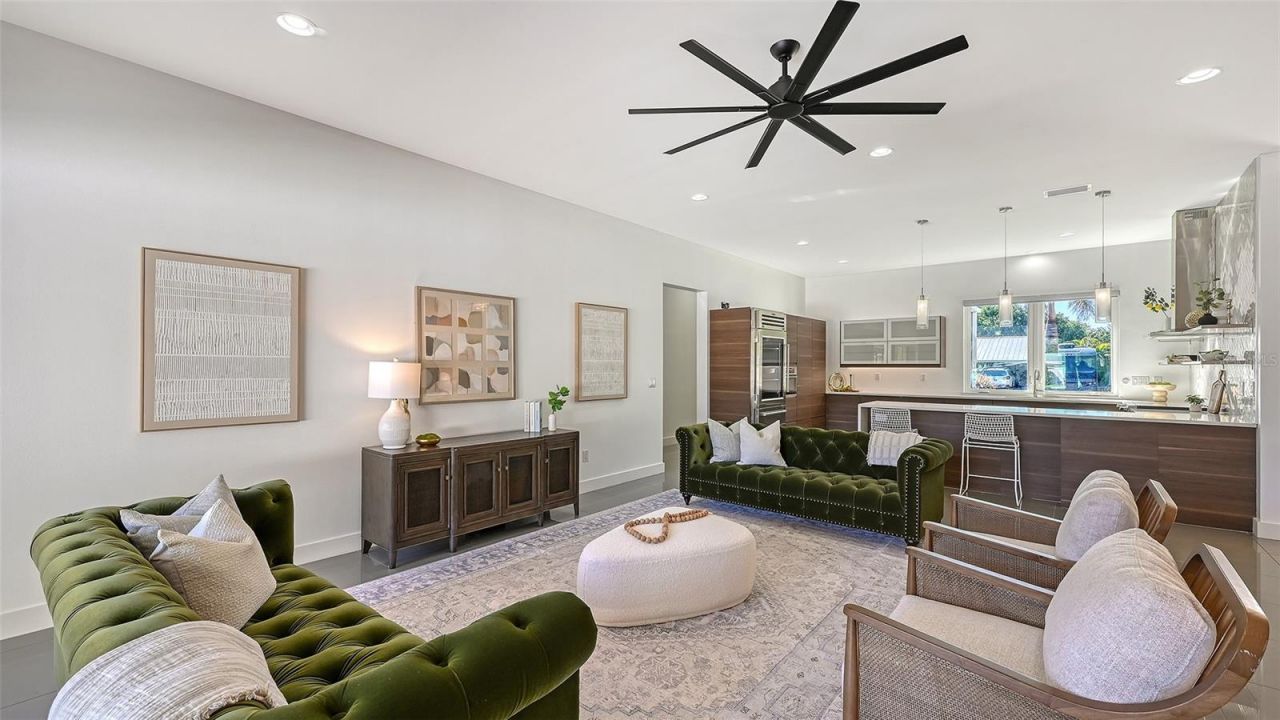 2215 Datura Street, Sarasota, FL 34239 Photo