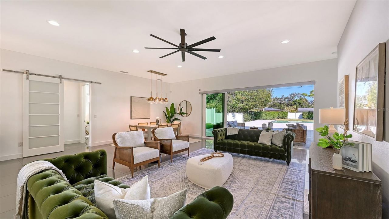 2215 Datura Street, Sarasota, FL 34239 Photo