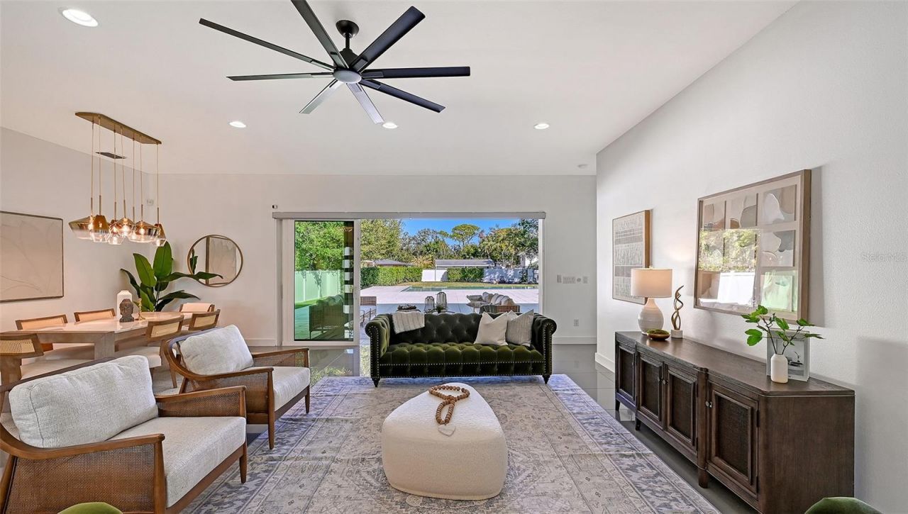 2215 Datura Street, Sarasota, FL 34239 Photo