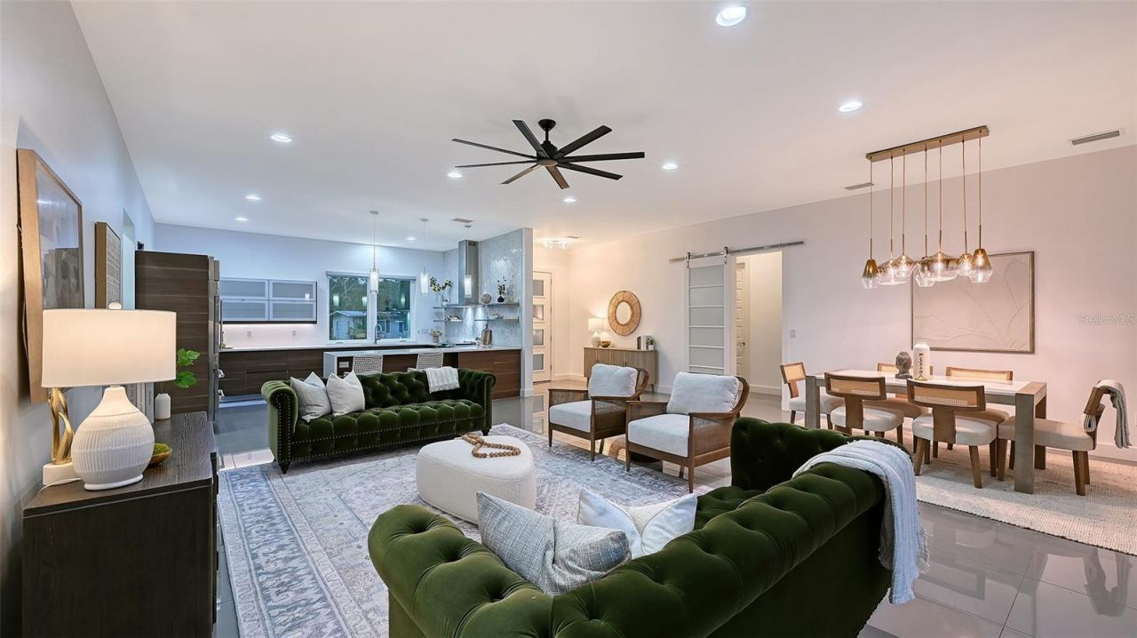 2215 Datura Street, Sarasota, FL 34239 Photo