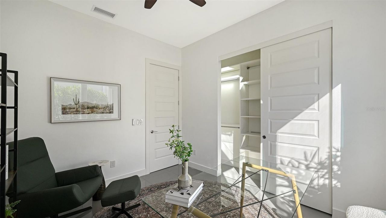 2215 Datura Street, Sarasota, FL 34239 Photo