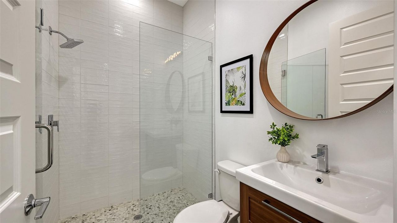 2215 Datura Street, Sarasota, FL 34239 Photo