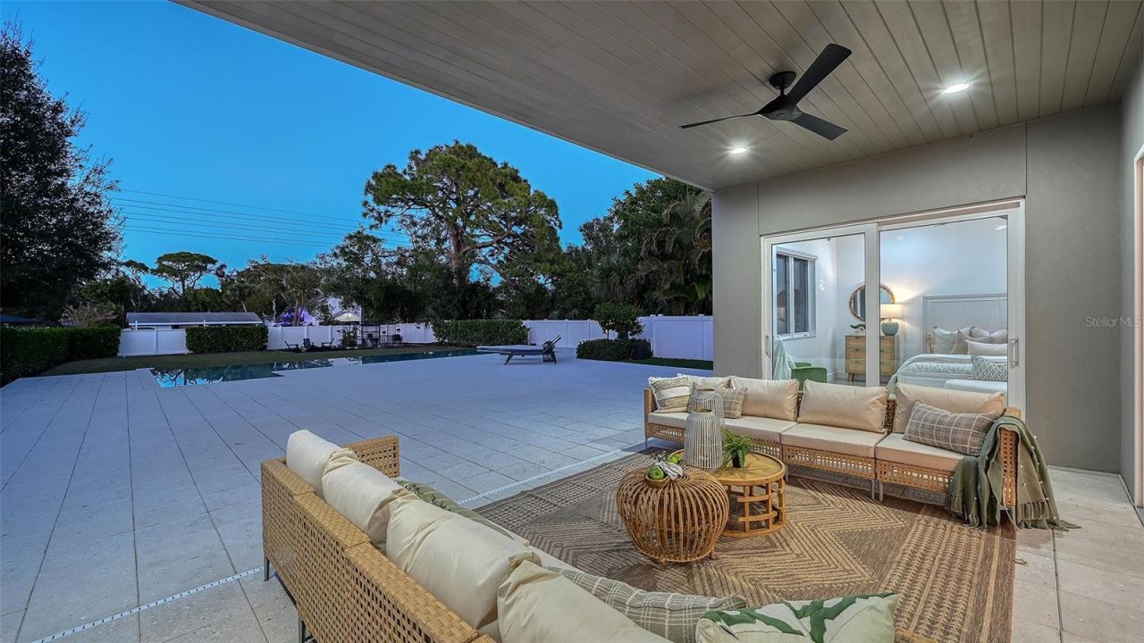 2215 Datura Street, Sarasota, FL 34239 Photo