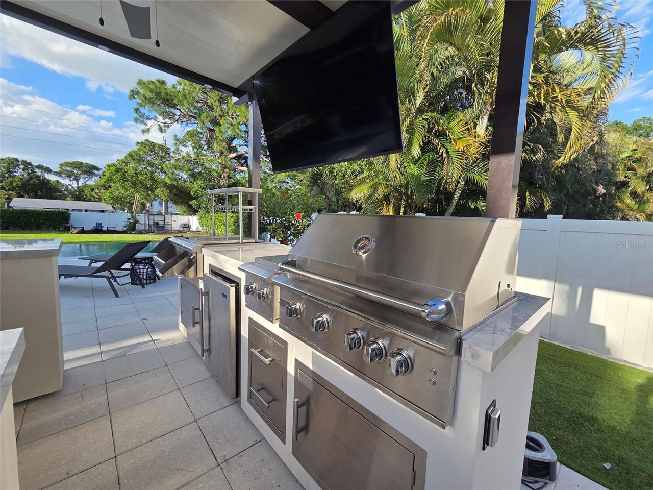 2215 Datura Street, Sarasota, FL 34239 Photo
