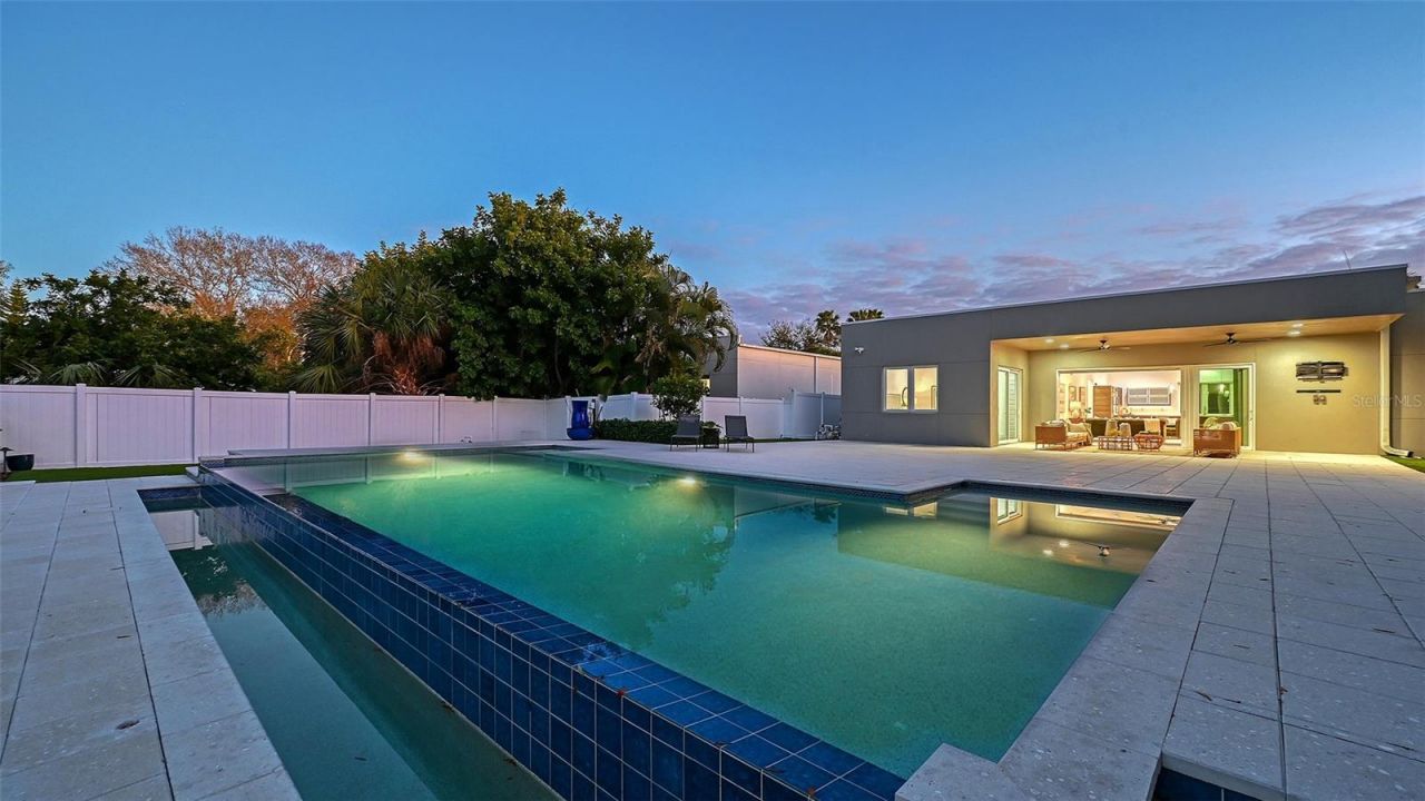 2215 Datura Street, Sarasota, FL 34239 Photo