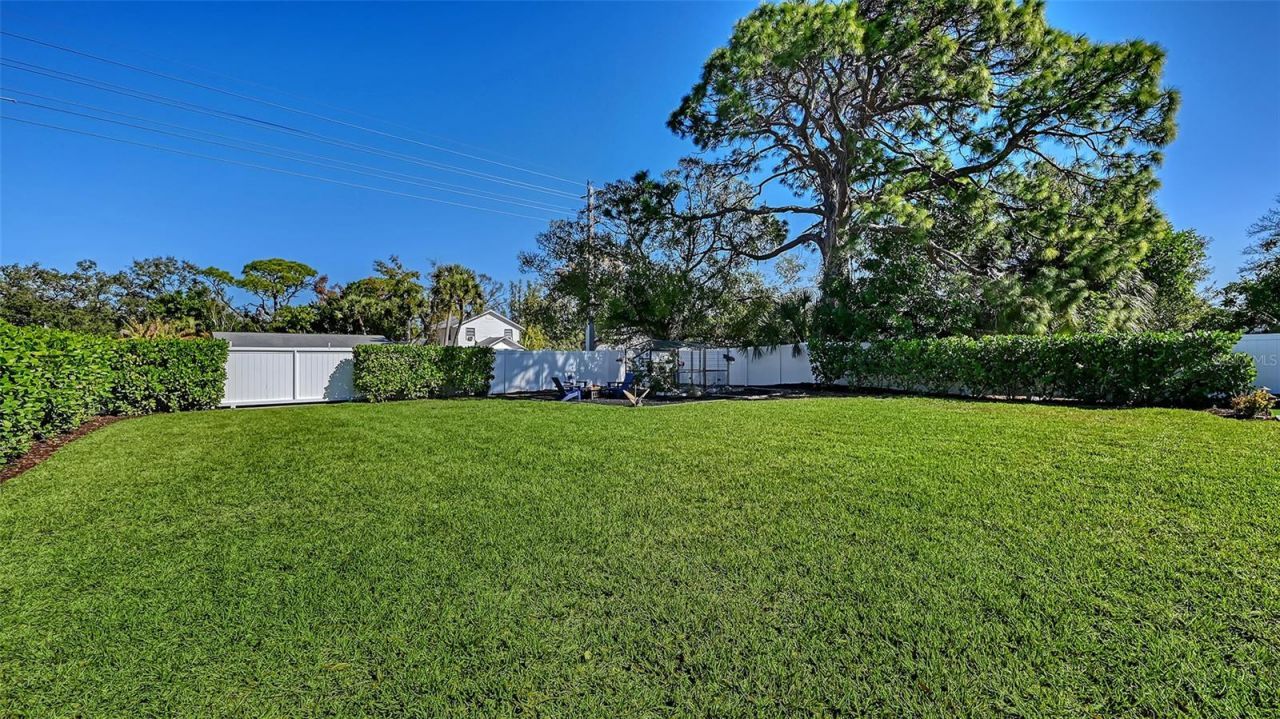 2215 Datura Street, Sarasota, FL 34239 Photo