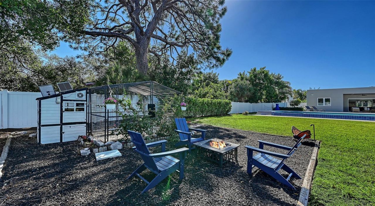 2215 Datura Street, Sarasota, FL 34239 Photo