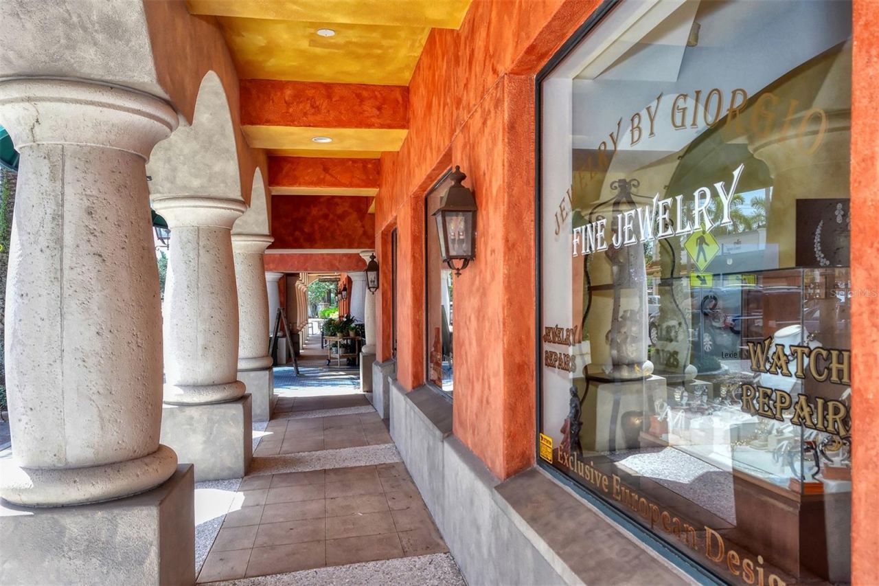 2215 Datura Street, Sarasota, FL 34239 Photo