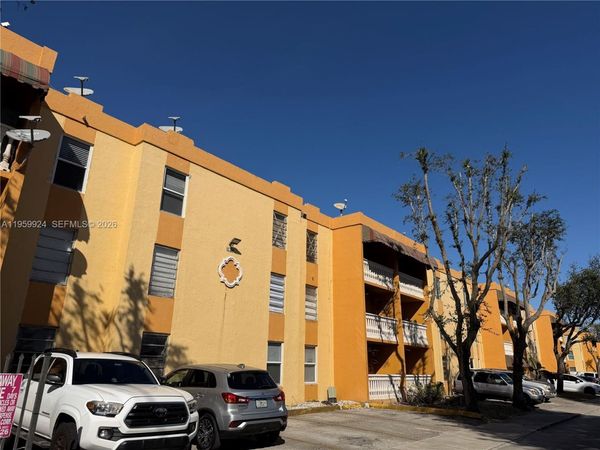575 W 69th St , Unit 205, Hialeah, FL 33014