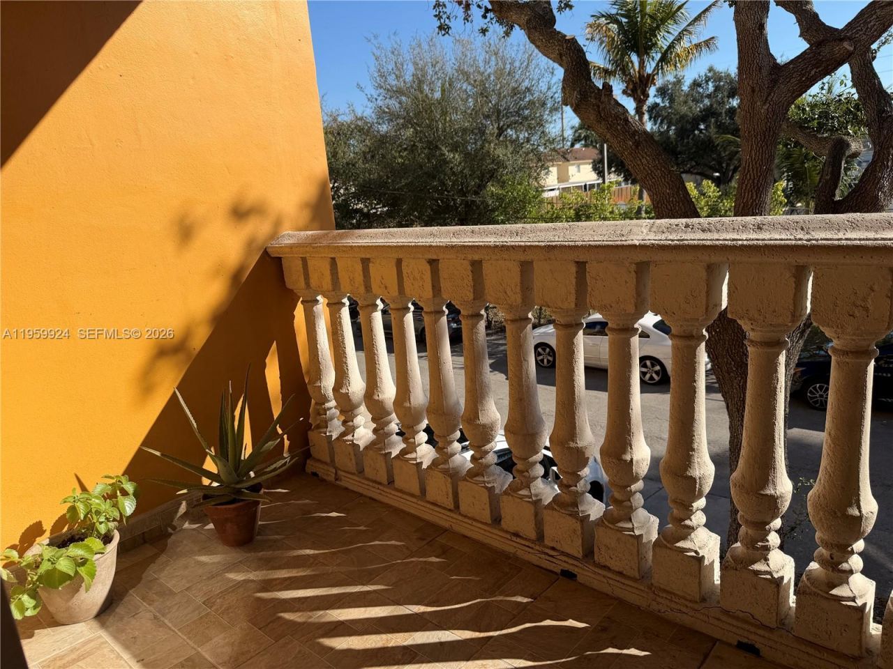 575 W 69th St , Unit 205, Hialeah, FL 33014 Photo