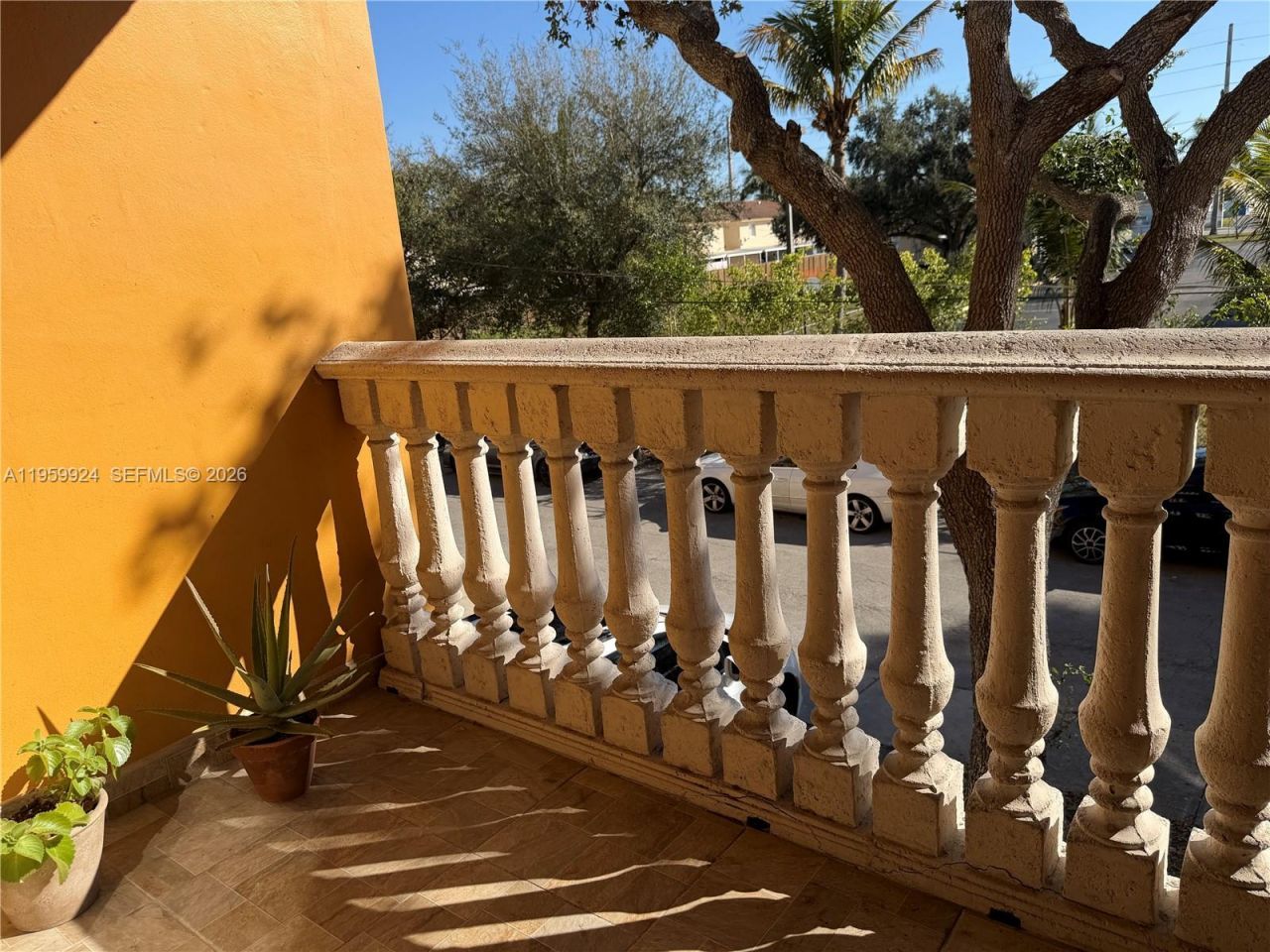 575 W 69th St , Unit 205, Hialeah, FL 33014 Photo