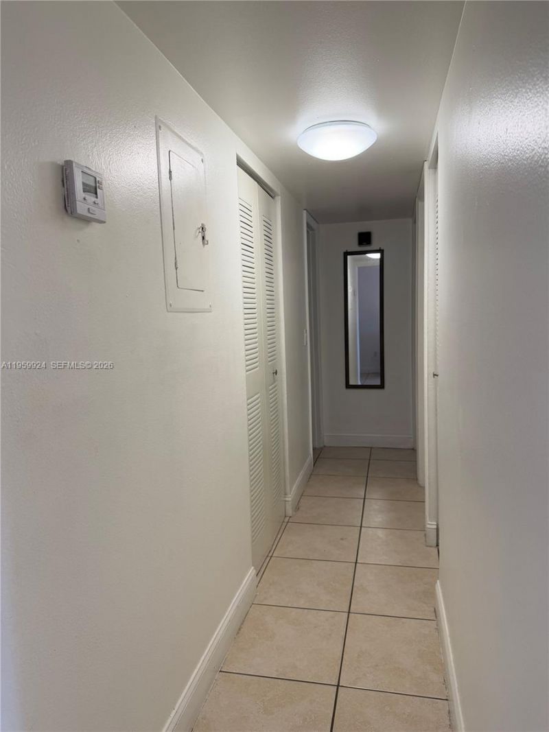 575 W 69th St , Unit 205, Hialeah, FL 33014 Photo