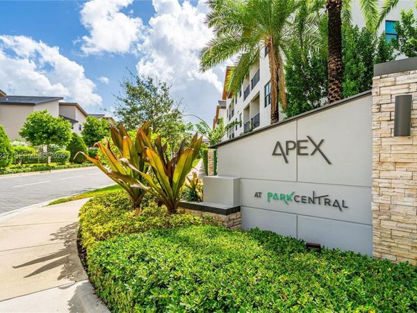 7831 NW 104th Ave , Unit 32, Doral, FL 33178