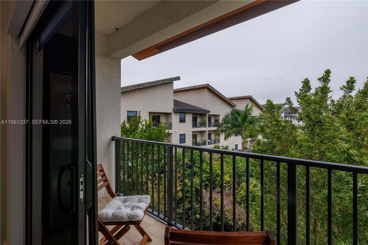 7831 NW 104th Ave , Unit 32, Doral, FL 33178 Photo