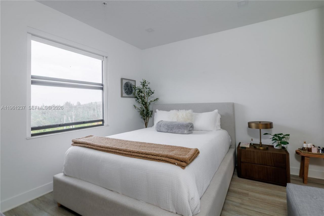 7831 NW 104th Ave , Unit 32, Doral, FL 33178 Photo