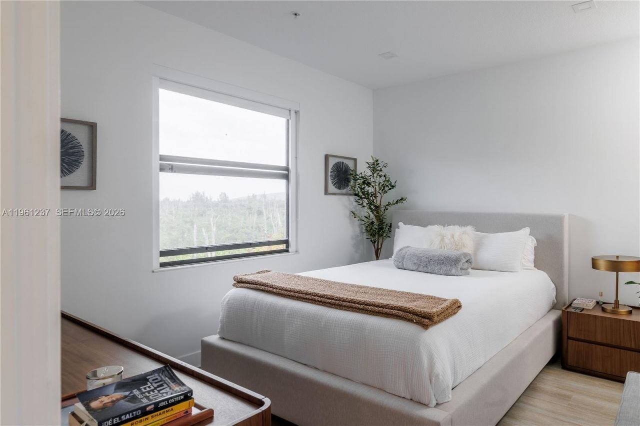 7831 NW 104th Ave , Unit 32, Doral, FL 33178 Photo