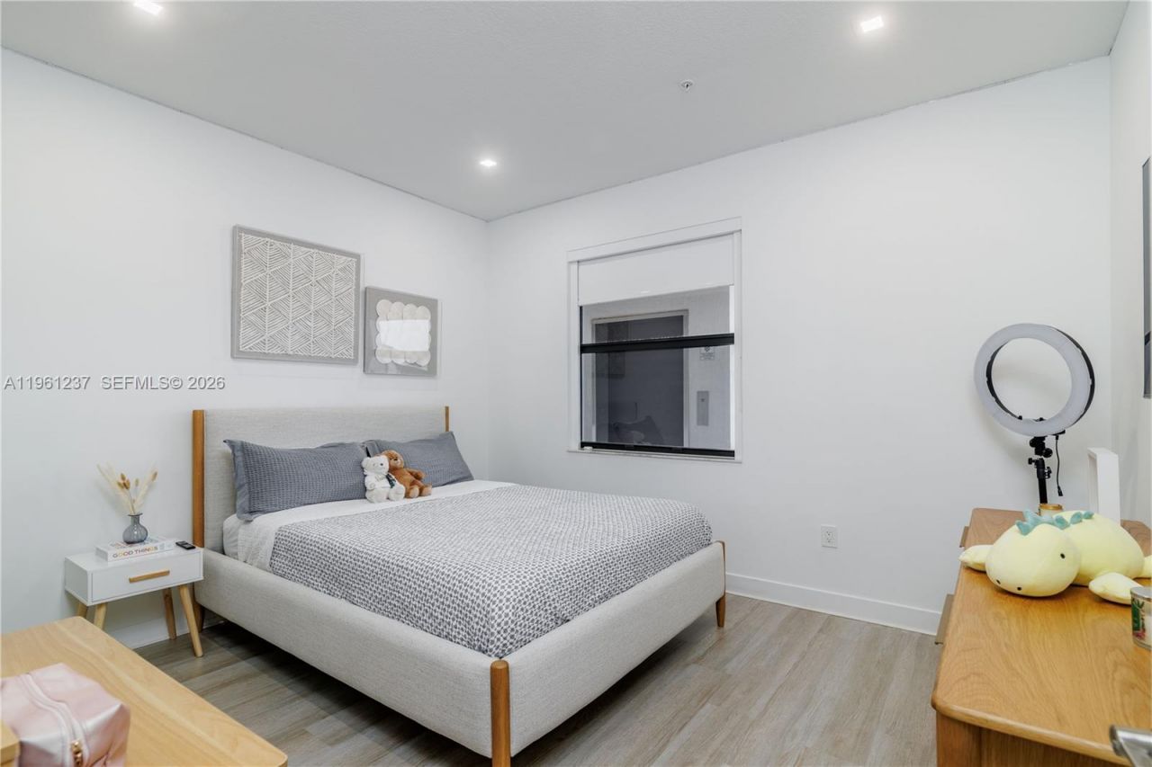 7831 NW 104th Ave , Unit 32, Doral, FL 33178 Photo