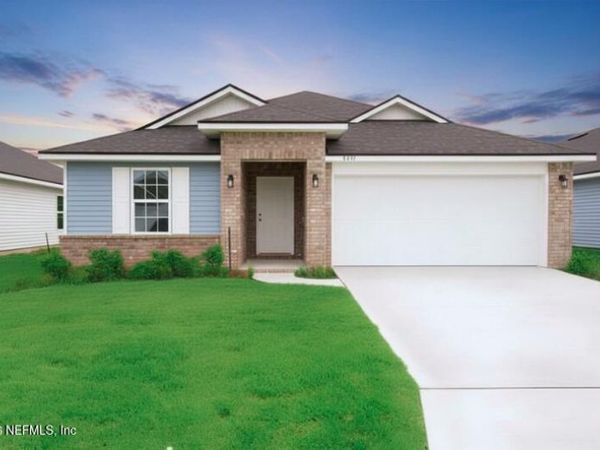 8357 HELMSLEY Boulevard, Jacksonville, FL 32219