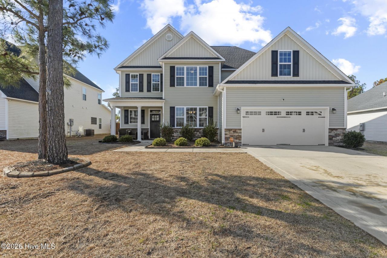 403 Anchor Hitch Court, Sneads Ferry, NC 28460 Main Photo