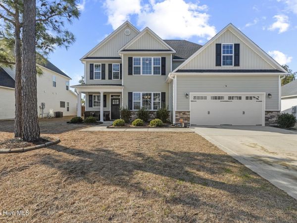 403 Anchor Hitch Court, Sneads Ferry, NC 28460