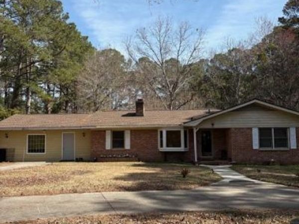 195 Persimmon Road SW, Calabash, NC 28467