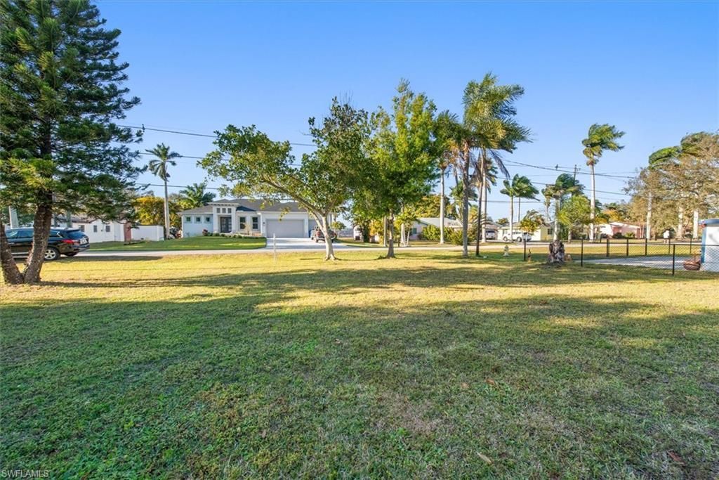 3945 Edgewood Ave, Fort Myers, FL 33916 Photo