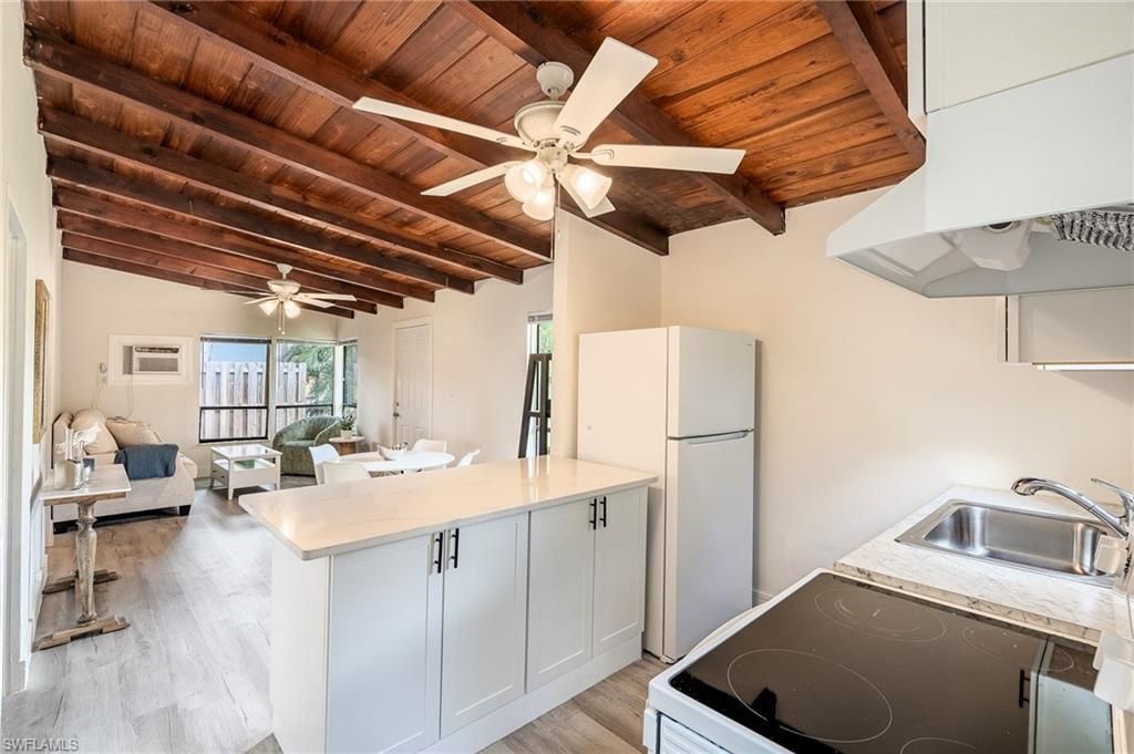 1139 Frank Whiteman Blvd, Naples, FL 34103 Photo