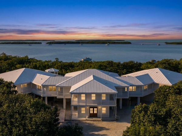 81486 Overseas Highway, ISLAMORADA, FL 33036