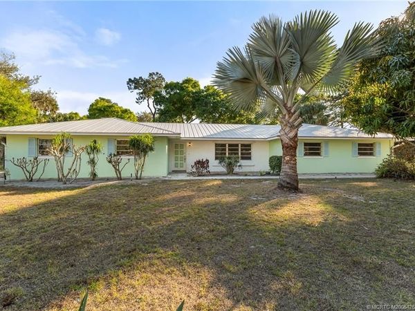 1201 Oak Avenue, Fort Pierce, FL 34982