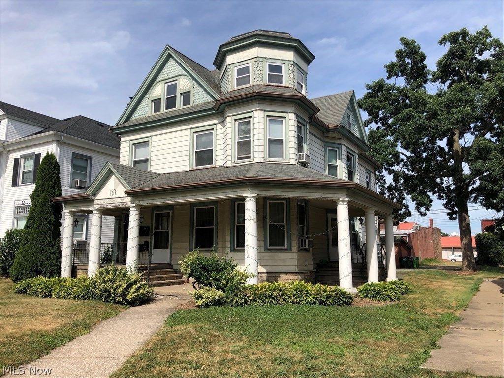 153 NW 3rd Street, Unit 3, Barberton, OH 44203 Main Photo