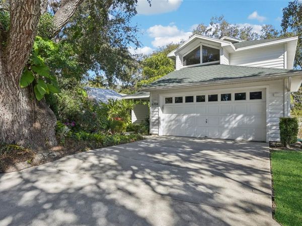 6704 ARBOR OAKS DRIVE, BRADENTON, FL 34209