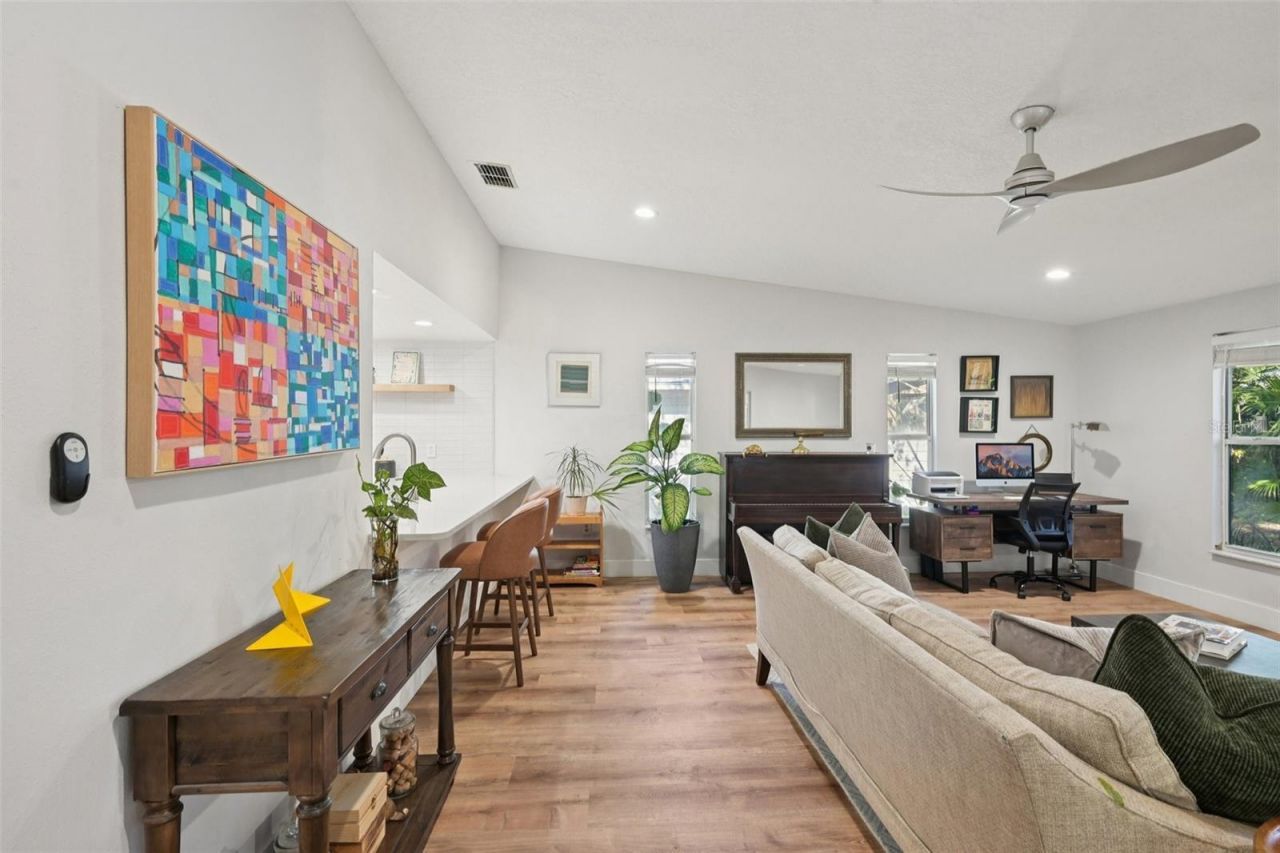 6704 Arbor Oaks Drive, Bradenton, FL 34209 Photo