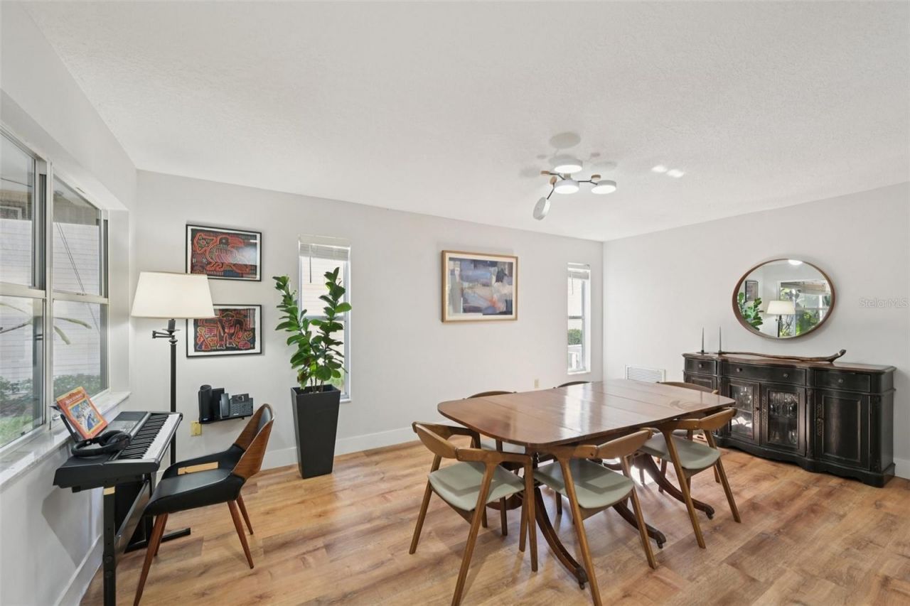 6704 Arbor Oaks Drive, Bradenton, FL 34209 Photo