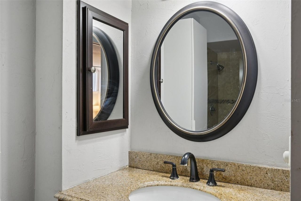 6704 Arbor Oaks Drive, Bradenton, FL 34209 Photo