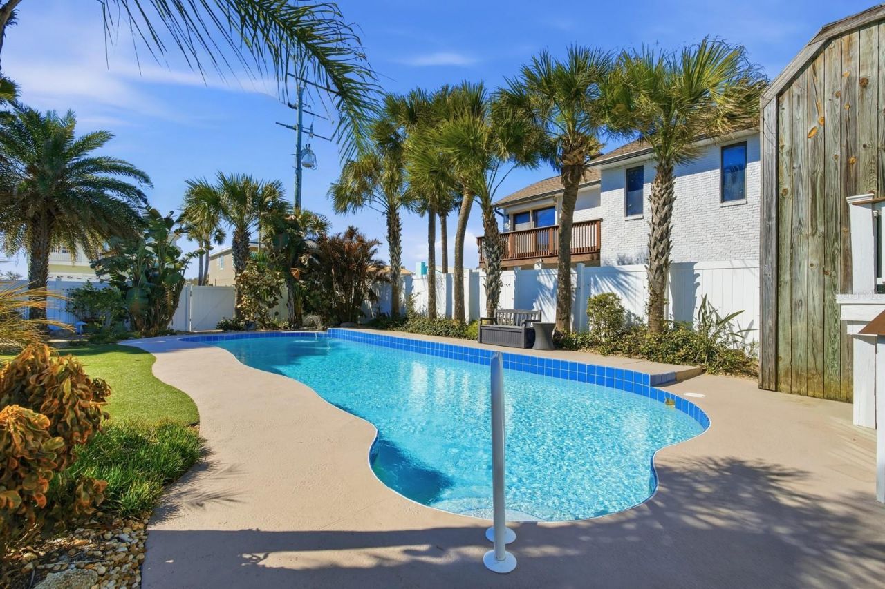 2656 S Ocean Shore Boulevard, Flagler Beach, FL 32136 Photo