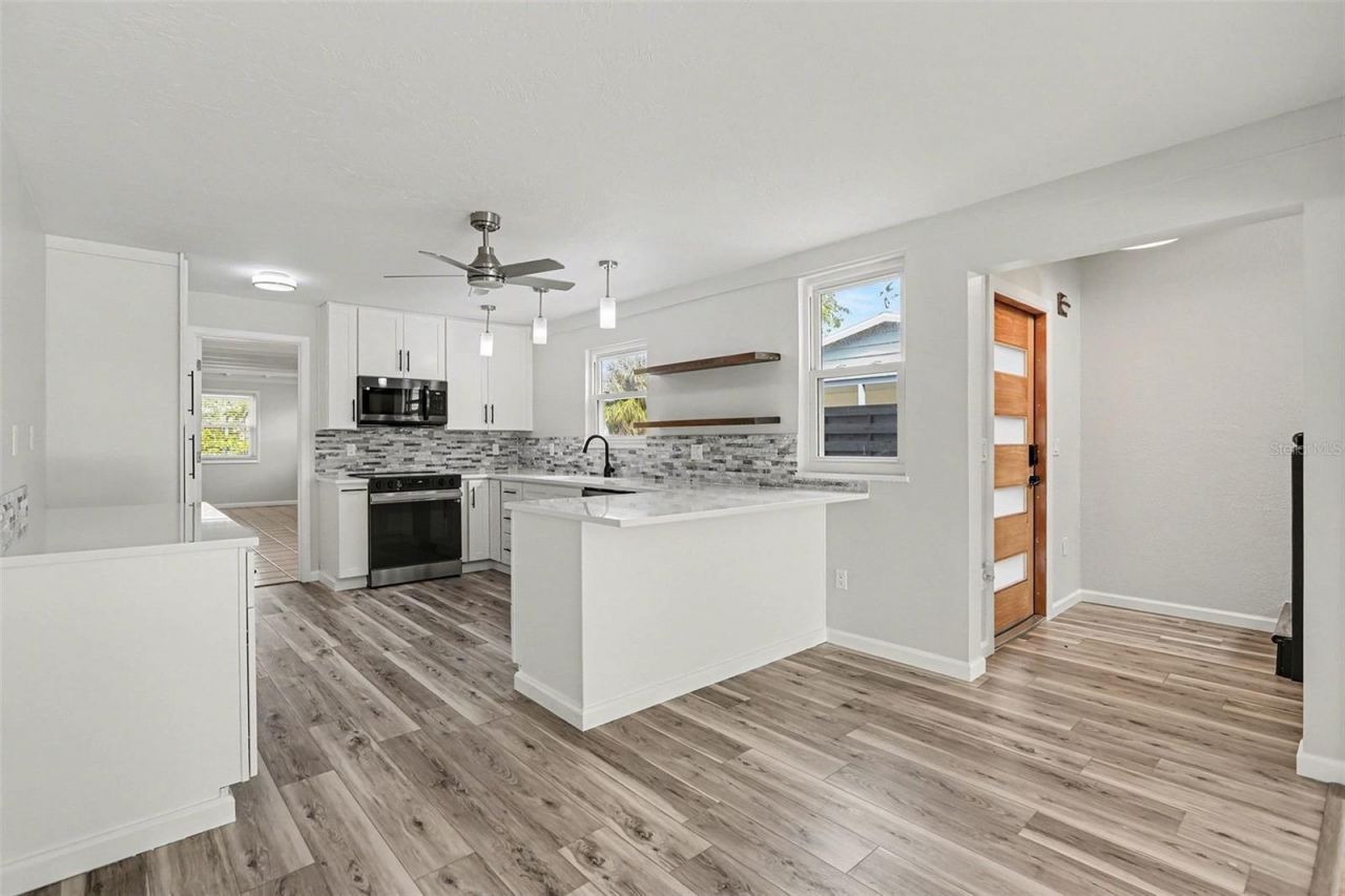 580 Russell Street, Longboat Key, FL 34228 Photo