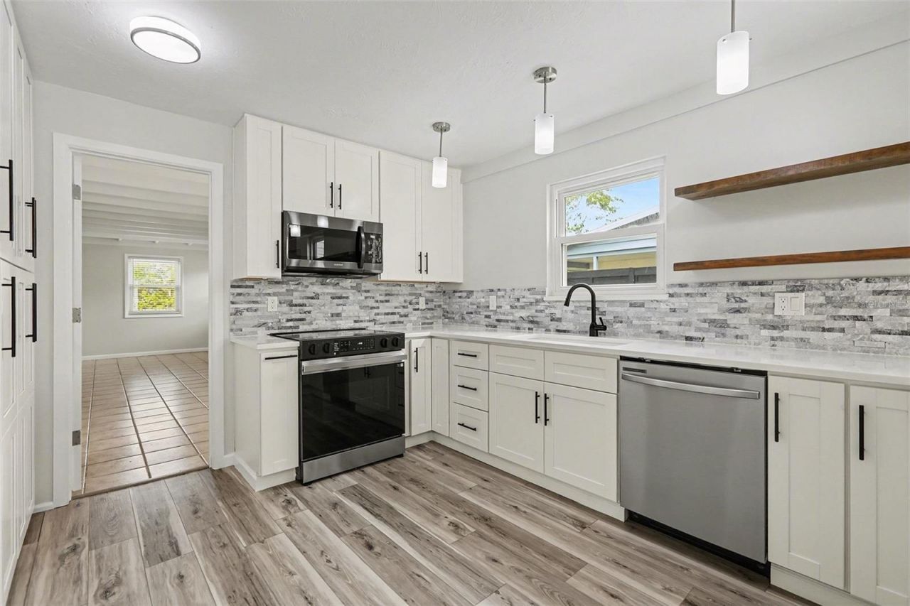 580 Russell Street, Longboat Key, FL 34228 Photo