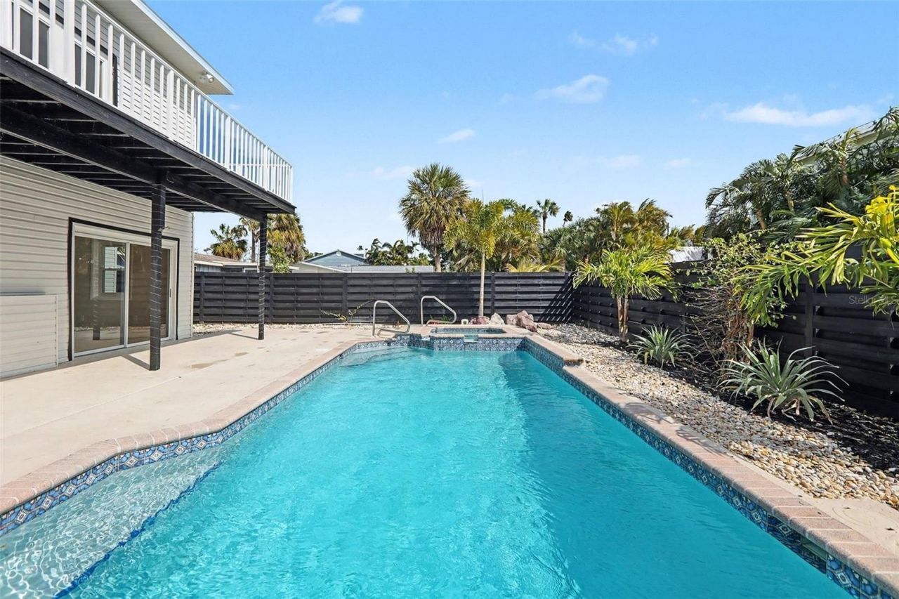 580 Russell Street, Longboat Key, FL 34228 Photo