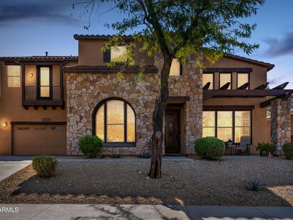 18121 W LAS CRUCES Drive, Goodyear, AZ 85338