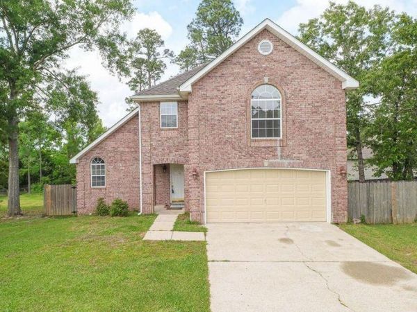 2106 Lauren Drive, Biloxi, MS 39532