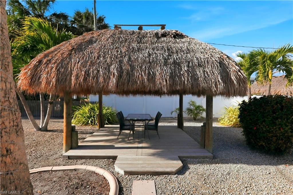 4870 Coquina Rd Sw, Fort Myers Beach, FL 33931 Photo