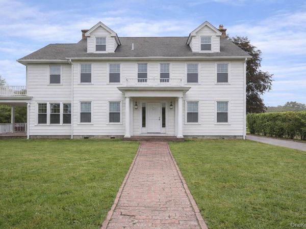 56 Nassau Boulevard, Garden City, NY 11530