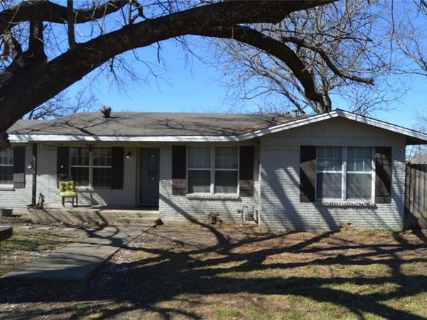 112 S 2nd Street, Godley, TX 76044