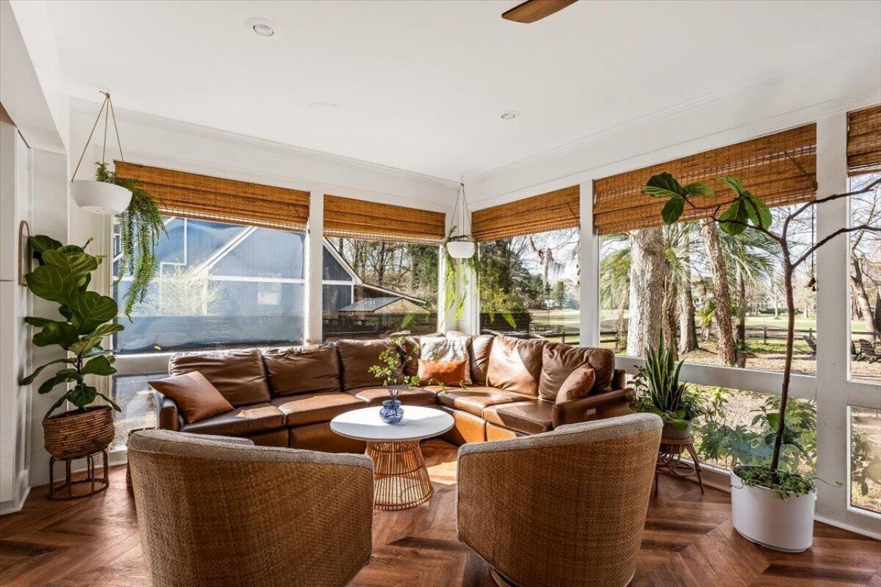 27 Fitzroy Drive Photo 13